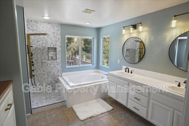 Building Photo - 14289 Wrangell Ln