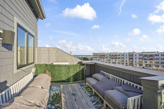 Building Photo - 300 Asbury Ave