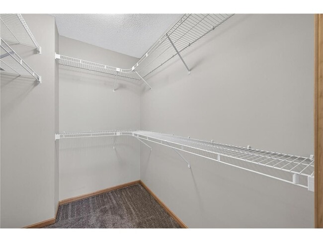 Building Photo - 15600 24th Ave N