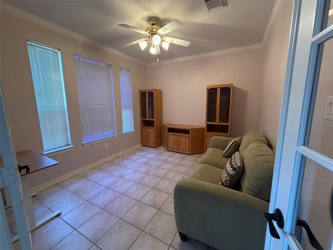 Building Photo - 7819 Blue Stream Ct