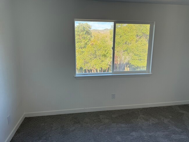 Building Photo - 31425 Green Rd