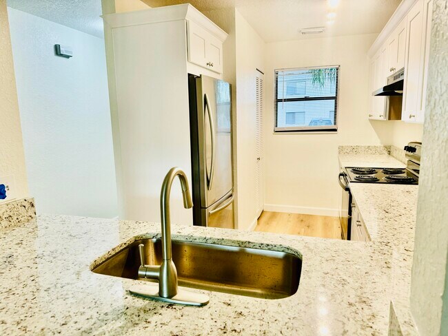 Building Photo - 138 McNeela Dr