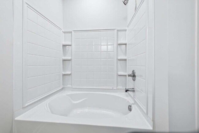Building Photo - 107 Flowering Maple Wy
