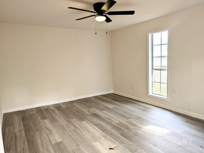 Building Photo - 3755 Pleasant Valley Rd