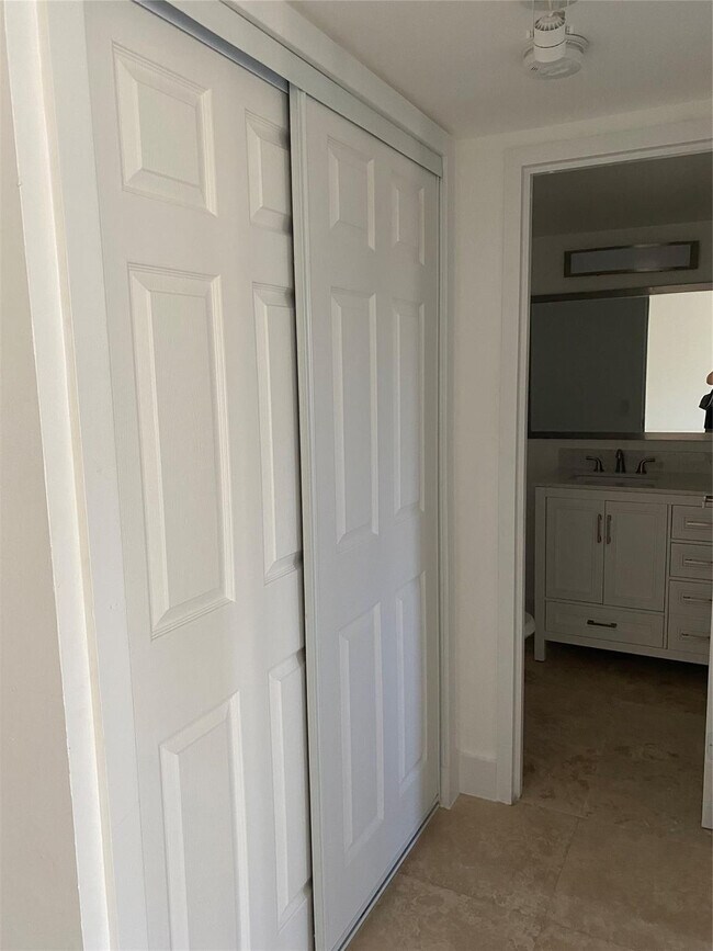 Building Photo - 1200 Hibiscus Ave