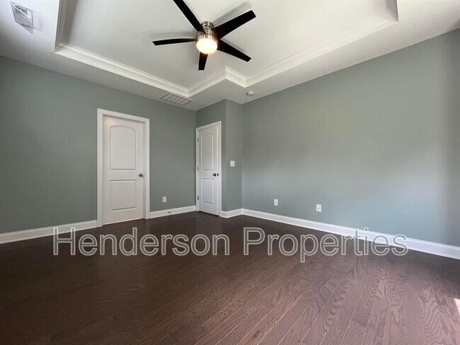 Building Photo - 17027 Challory Gln Wy
