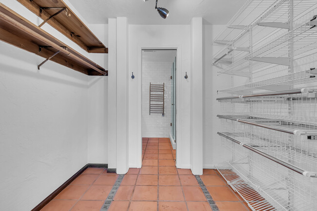 Building Photo - 3426 S Carolina St