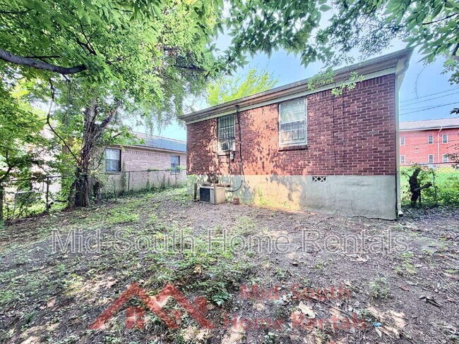 Building Photo - 1596 Pennsylvania St