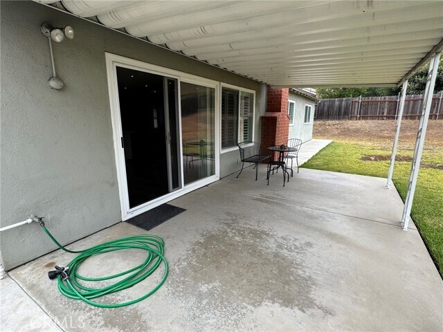 Building Photo - 1039 Adel Ave