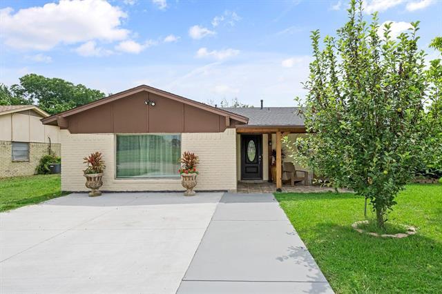 Primary Photo - 5420 Galway Ln