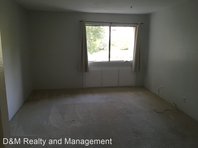 Building Photo - 2 br, 2 bath House - 11233 Tierrasanta Blv...