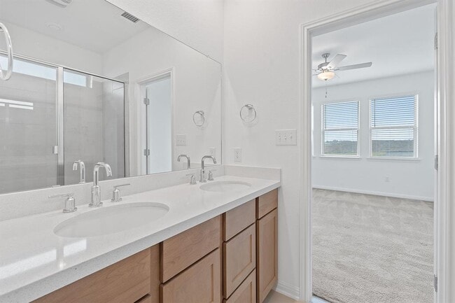 Building Photo - 202 Lime St