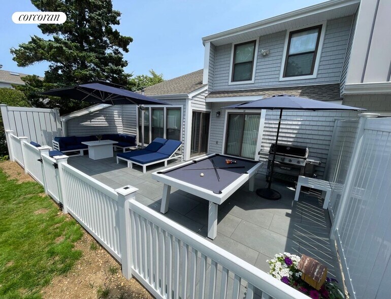 Building Photo - 50 Hubbard Ln