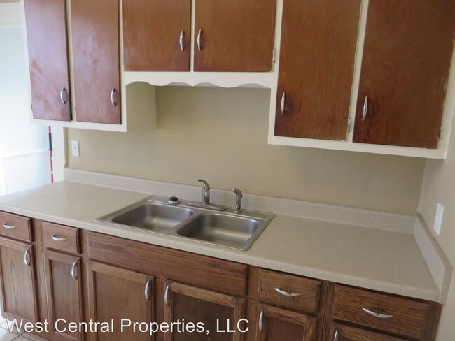 Building Photo - 1229 Swinney Ave