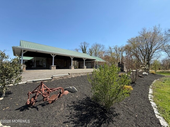 Building Photo - 2360 Monmouth Rd