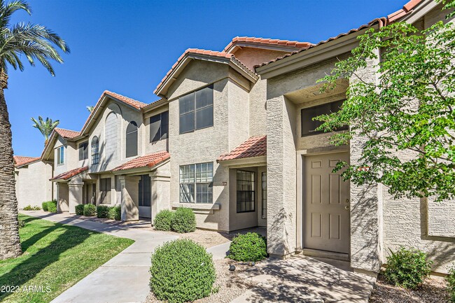 Building Photo - 3930 W Monterey St