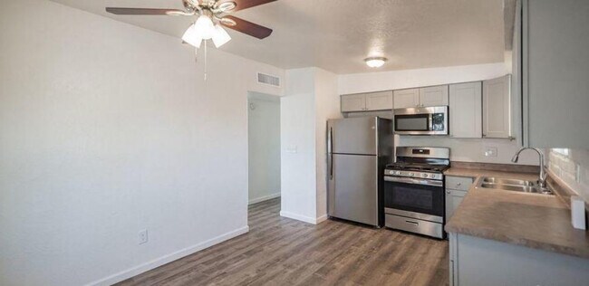 Building Photo - 5720 E Elida St, Tucson, AZ 85712