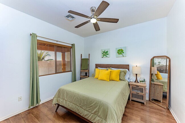 Building Photo - 3921 Aloha Ln