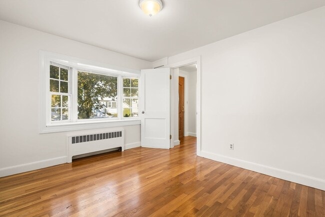 Building Photo - 34 Nilsen Ave