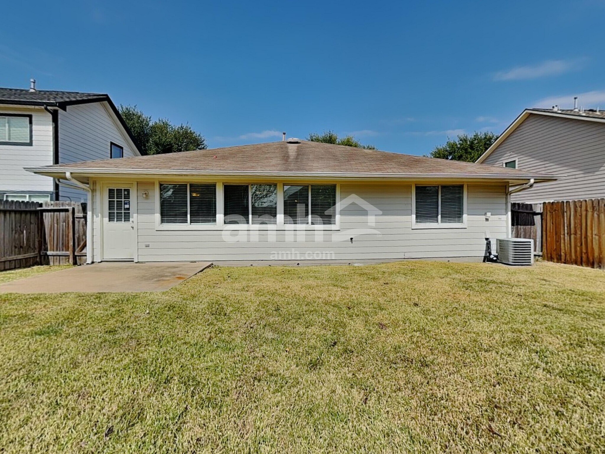 Building Photo - 19715 Hidden Shadow Ln