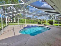 Building Photo - 13 Edgewater Dr