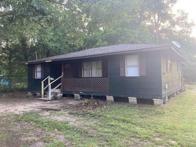 Building Photo - Gulfport 4 Bedroom