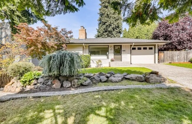 Building Photo - 3Bd/1.75Ba Seattle House