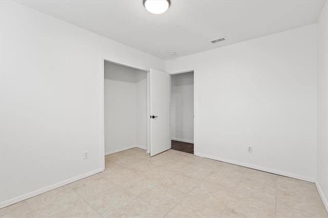Building Photo - 615 Bocowood Ct