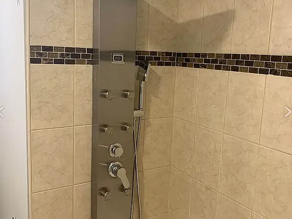 Building Photo - 6001 N 17th St