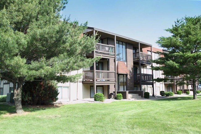 Primary Photo - Field East Apartments