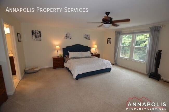 Building Photo - 314 Rosslare Dr