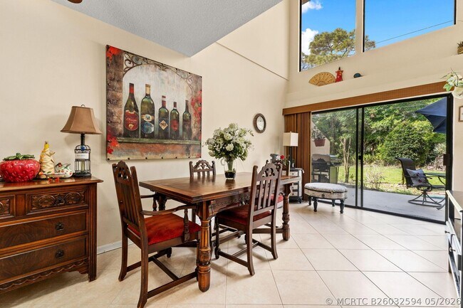 Building Photo - 2987 Bent Pine Dr