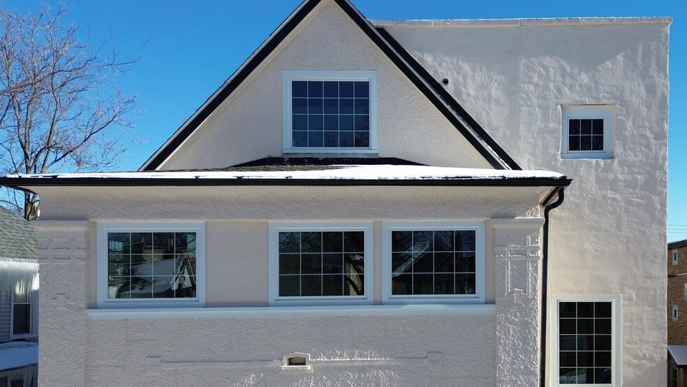 Building Photo - 149 N Waller Ave