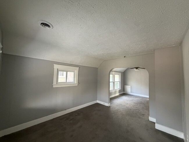 Building Photo - 4218 Denison Ave