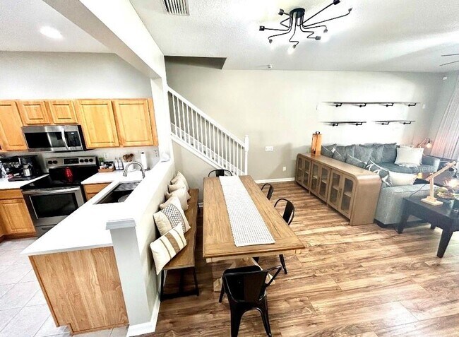 Building Photo - 8488 Sandy Beach St