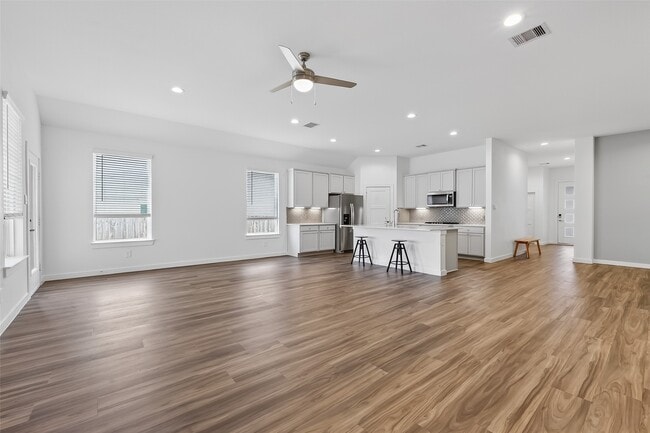 Building Photo - 13304 Big Sky Ct