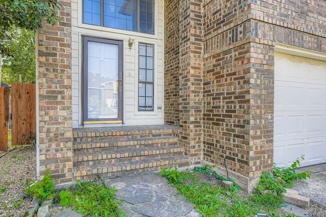 Building Photo - 1322 Jasmine Dr