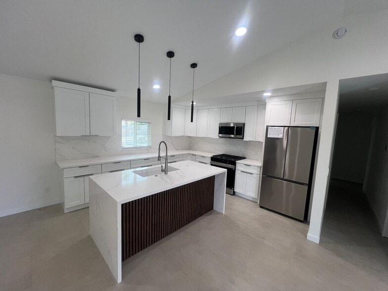 Building Photo - 68135 Peladora Rd