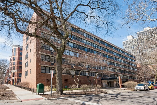 Primary Photo - 2300 N Commonwealth Ave
