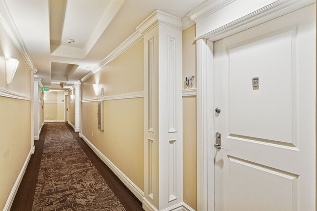 Building Photo - 5 S 500 W