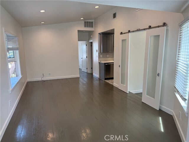 Building Photo - 262 Park Ave