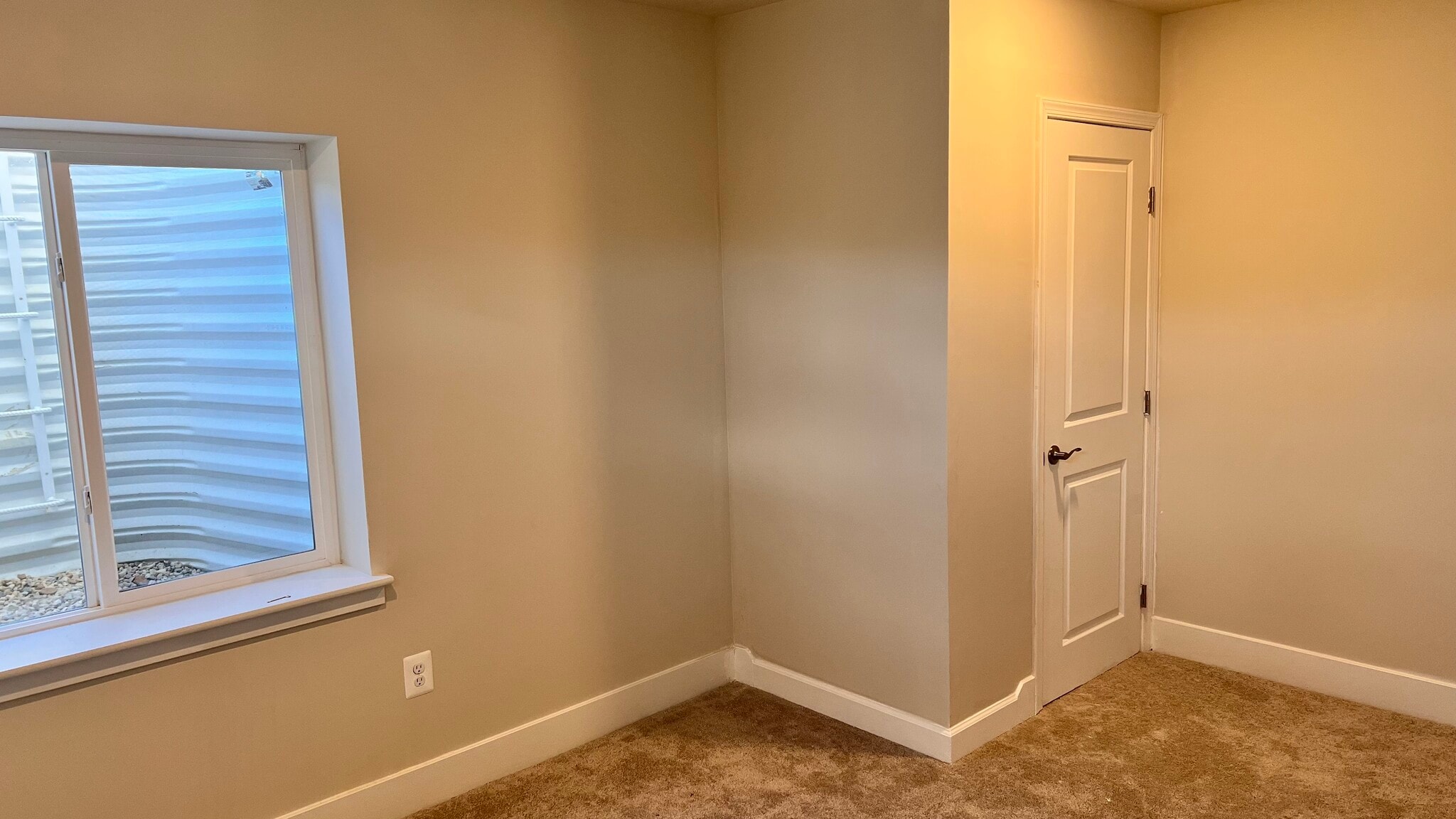 Closet - 2827 Bridgewater Dr