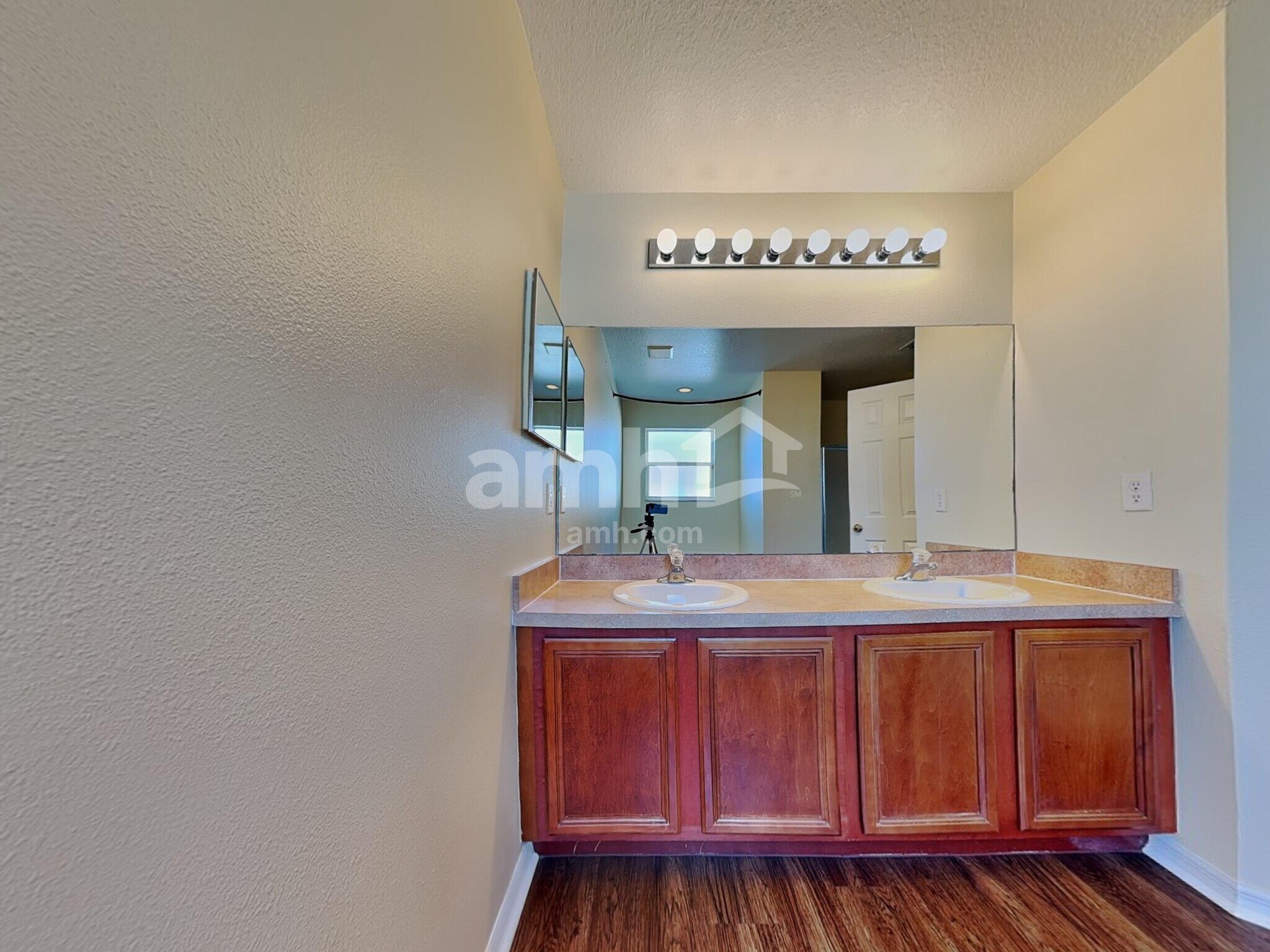 Building Photo - 15260 Perdido Dr