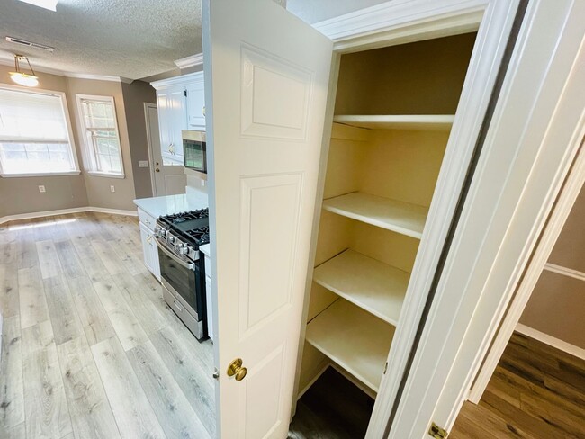 Building Photo - 3BR/2BA For Rent