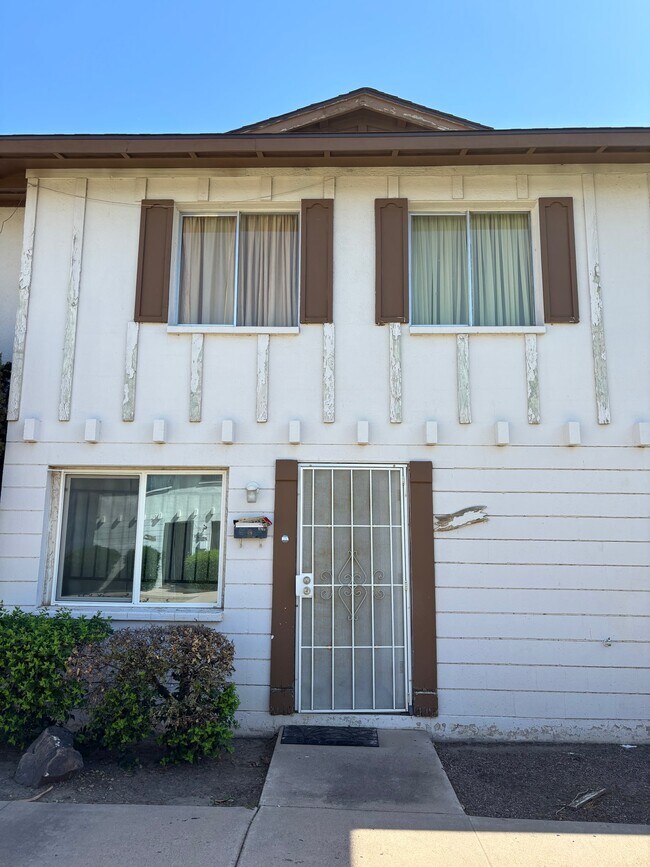 Building Photo - 7130 W Hazelwood St
