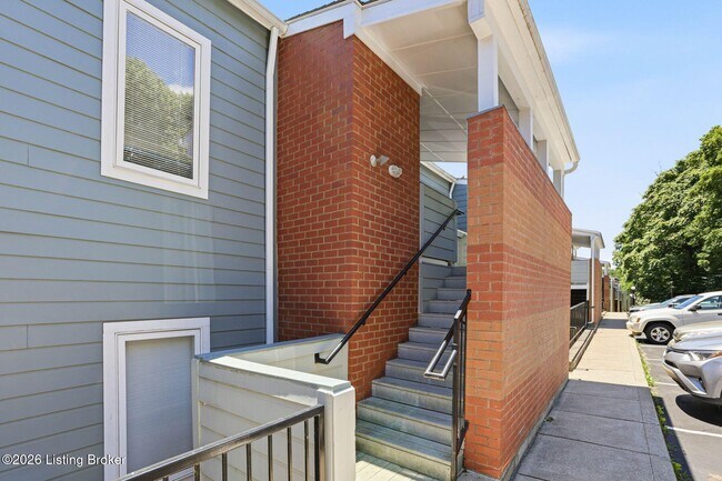 Building Photo - 2745 Grinstead Dr