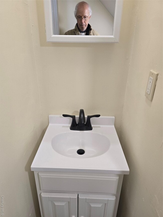 Building Photo - 1792 Lacombe Ave