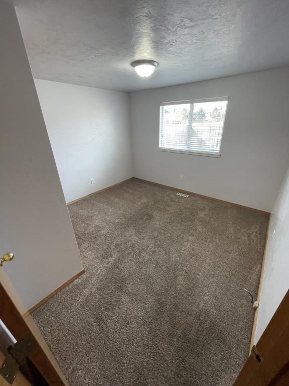 Building Photo - 2010 Del Rio Ave SE