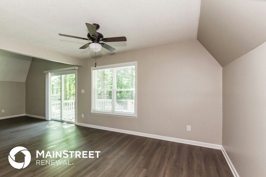 Building Photo - 8009 Beacon Hills Rd