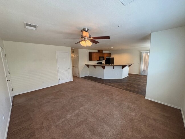 Building Photo - 2111 Bella Oaks Dr